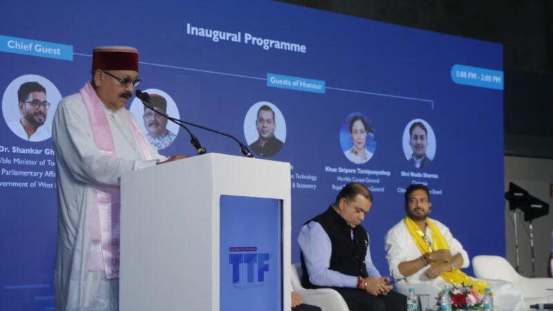 पर्यटन मंत्री ने कोलकाता ट्रैवल एंड टूरिज्म फेयर में किया प्रतिभाग, कहा दुनिया के पर्यटकों के लिए एक प्रमुख गंतव्य बनकर उभर रहा है देवभूमि उत्तराखंड, उत्तराखंड का बंगाल से एक विशेष सांस्कृतिक जुड़ाव है: महाराज