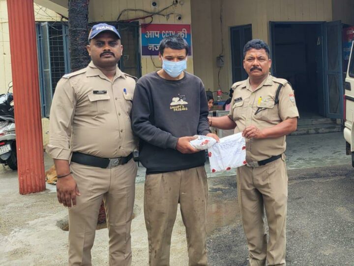 प्रेम नगर क्षेत्र में एटीएम तोडकर चोरी का प्रयास करने वाले अभियुक्त को पुलिस ने किया गिरफ्तार