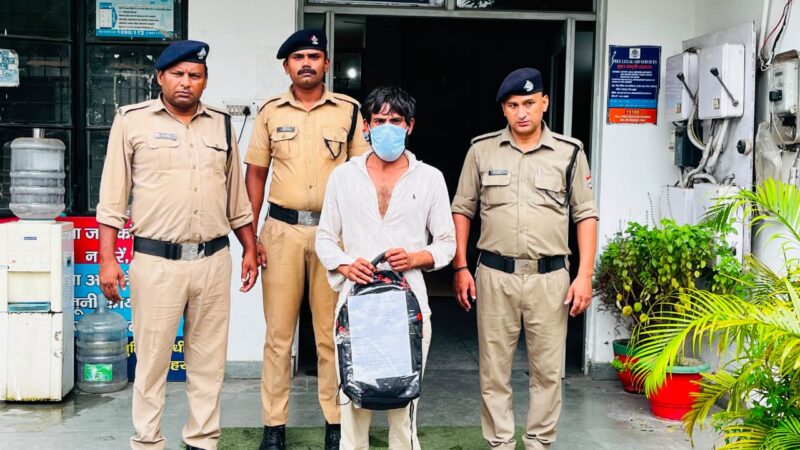 भारी मात्रा में अवैध मादक पदार्थो के साथ 5 नशा तस्करों को दून पुलिस ने किया गिरफ्तार, अभियुक्तों के कब्जे से 30 लाख रू से अधिक मूल्य की स्मैक तथा 500 ग्राम चरस हुई बरामद