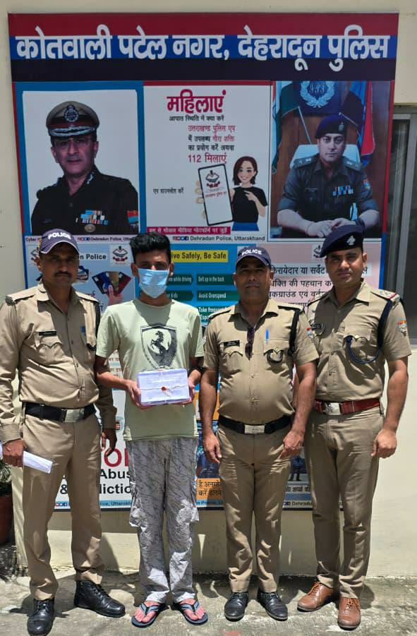 पटेलनगर क्षेत्र में कैफे के बाहर हुई फायरिंग की घटना का दून पुलिस ने किया खुलासा, एक अभियुक्त गिरफ्तार