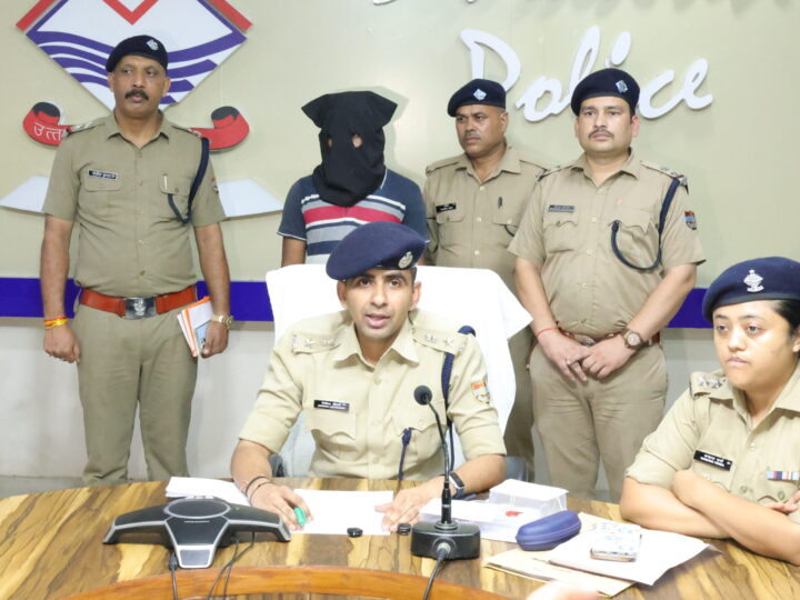 हाई प्रोफाइल ड्रग के साथ 1 नशा तस्कर को दून पुलिस ने किया गिरफ्तार, अभियुक्त के कब्जे से 30 लाख रुपये मूल्य की 48.55 ग्राम MDMA तथा 40.75 ग्राम स्मैक हुई बरामद, हाइप्रोफाइल पार्टियों में सप्लाई करने की थी योजना