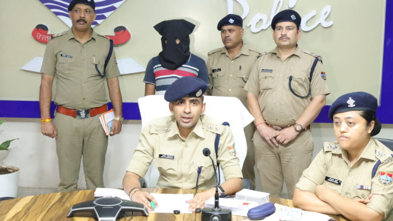 हाई प्रोफाइल ड्रग के साथ 1 नशा तस्कर को दून पुलिस ने किया गिरफ्तार, अभियुक्त के कब्जे से 30 लाख रुपये मूल्य की 48.55 ग्राम MDMA तथा 40.75 ग्राम स्मैक हुई बरामद, हाइप्रोफाइल पार्टियों में सप्लाई करने की थी योजना