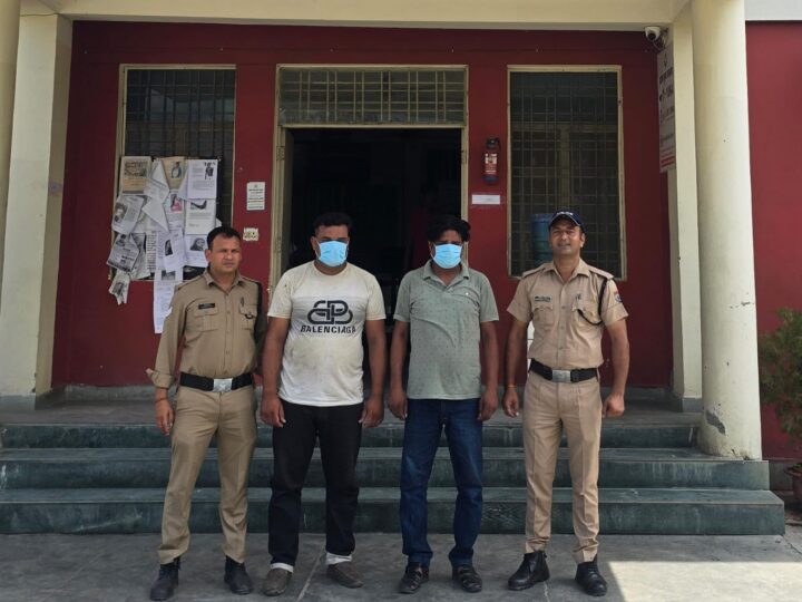 शान्ति व्यवस्था भंग करने वाले 2 व्यक्तियो को पुलिस ने किया गिरफ्तार