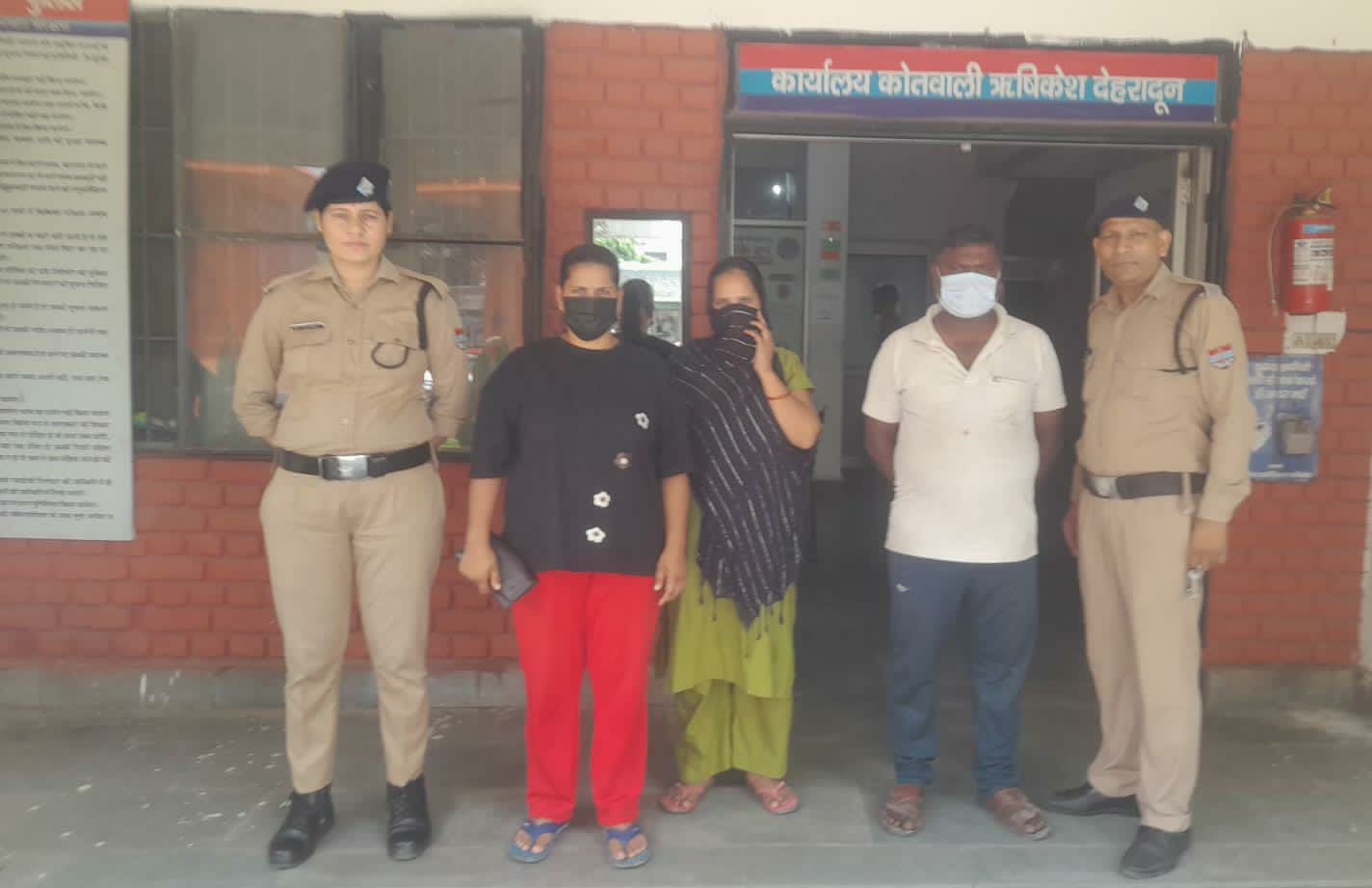 सार्वजनिक स्थान पर विवाद कर शांति भंग करने वाले 3 व्यक्तियों को पुलिस ने किया गिरफ्तार