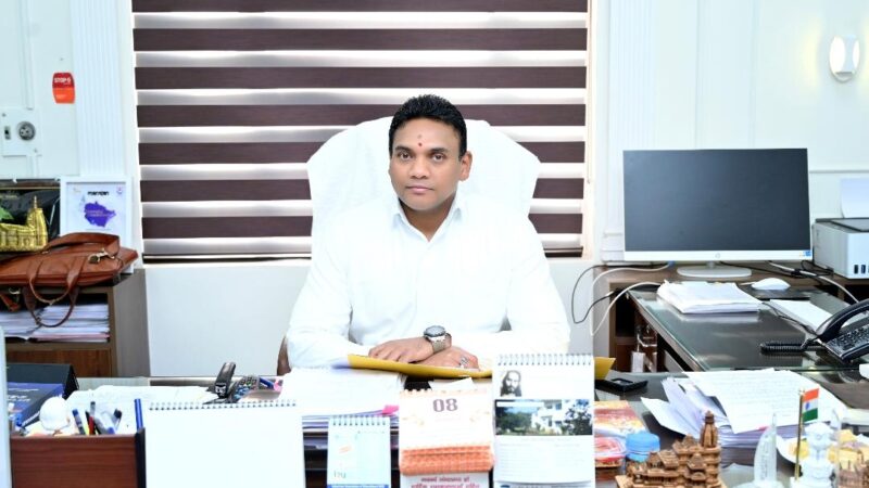 धामी सरकार की पहल : सुरक्षा और विकास के बीच संतुलन तलाशने की कवायद,  रेल की रफ्तार के साथ विकास की उड़ान, फ्रीज जोन समीक्षा से पहाड़ों में खुल सकती हैं नई संभावनाएं