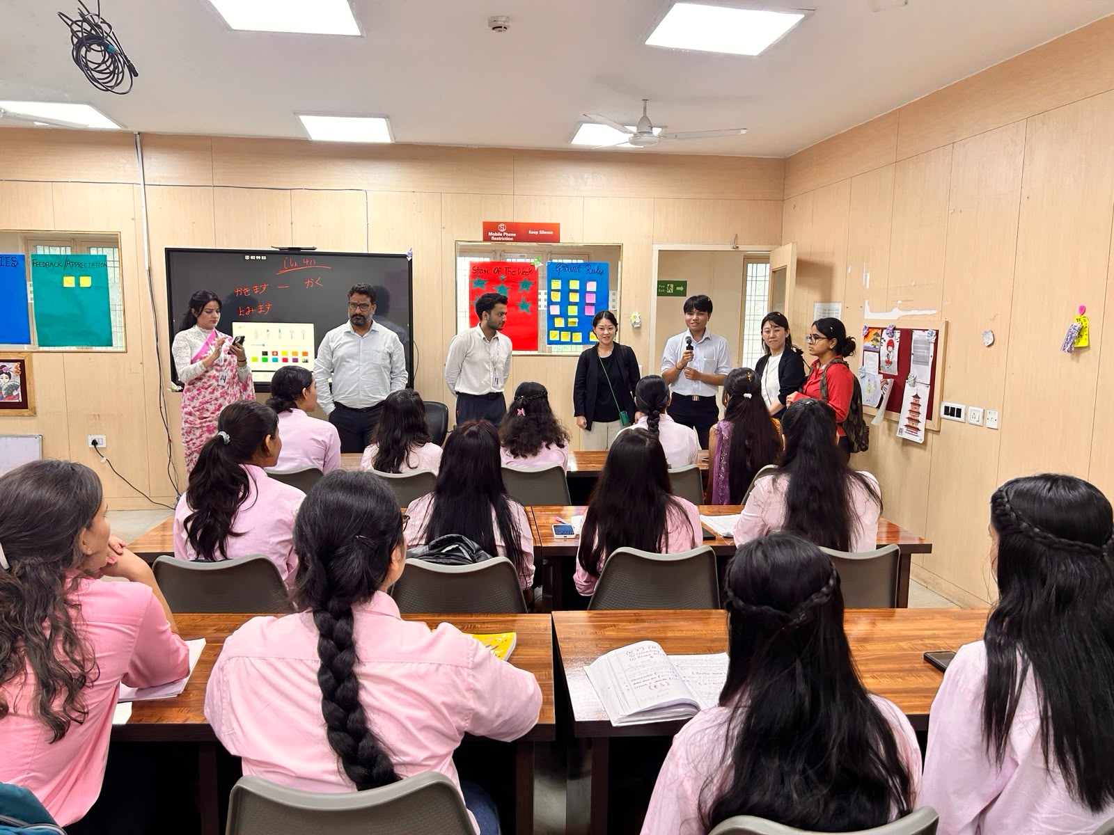 विदेश में रोजगार उपलब्ध कराने की मुहिम बढ़ी आगे, जापानी प्रतिनिधिमंडल ने क्षेत्रीय सेवायोजन कार्यालय एवं दून विश्वविद्यालय का किया भ्रमण
