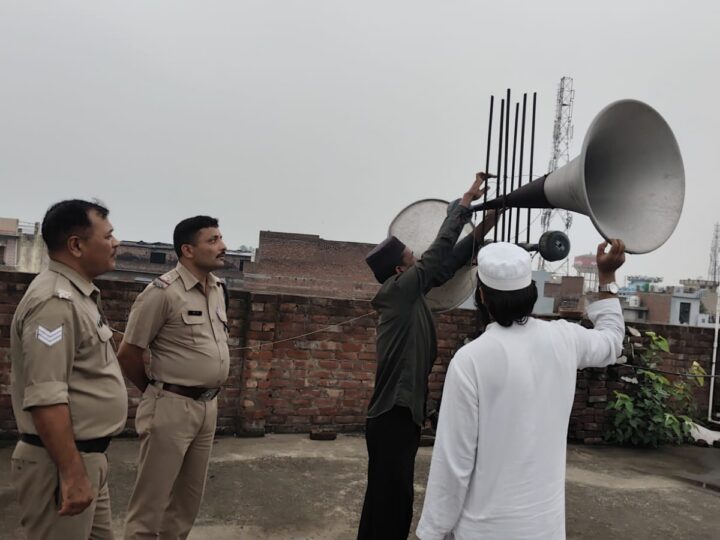सुप्रीम कोर्ट के दिशा-निर्देशों के शत-प्रतिशत अनुपालन हेतु एसएसपी हरिद्वार के निर्देशों पर हरिद्वार पुलिस ने शहर से लेकर देहात तक चलाया अभियान, बिना अनुमति एवं निर्धारित मानकों के विपरीत संचालित लाउडस्पीकरों पर की गई कार्रवाई