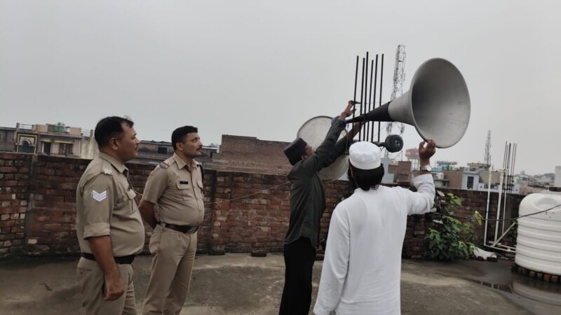 सुप्रीम कोर्ट के दिशा-निर्देशों के शत-प्रतिशत अनुपालन हेतु एसएसपी हरिद्वार के निर्देशों पर हरिद्वार पुलिस ने शहर से लेकर देहात तक चलाया अभियान, बिना अनुमति एवं निर्धारित मानकों के विपरीत संचालित लाउडस्पीकरों पर की गई कार्रवाई