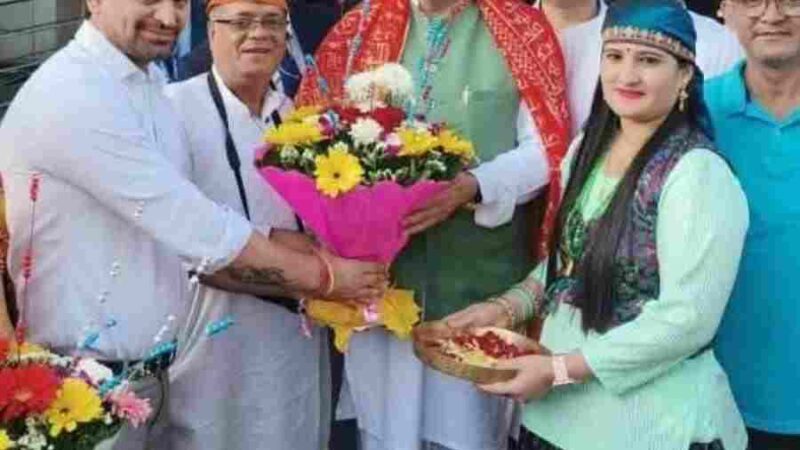 मुंबई में प्रवासी उत्तराखंडवासियों से मुख्यमंत्री धामी का आत्मीय संवाद, विकास यात्रा और भविष्य के विजन को किया साझा,  मुख्यमंत्री बोले: देश-दुनिया में बसे उत्तराखंडवासी राज्य के सबसे बड़े सांस्कृतिक दूत और ब्रांड एंबेसडर