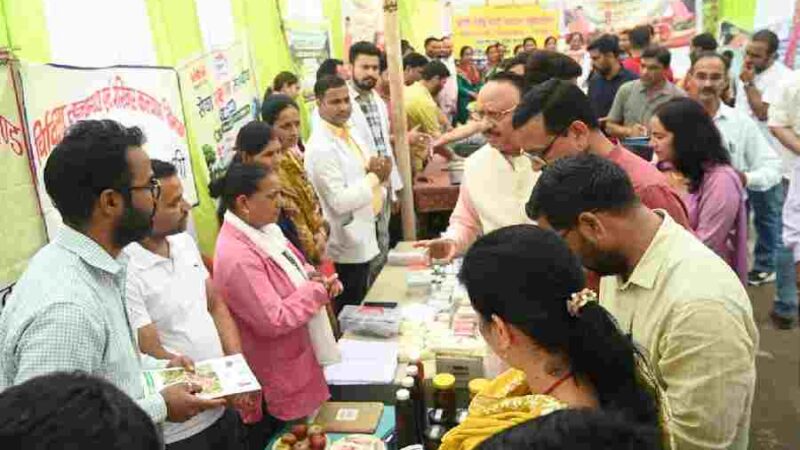 सेवा पखवाड़ा बना जनसेवा का महाअभियान, प्रदेशभर में हजारों नागरिकों ने उठाया सरकारी योजनाओं का लाभ