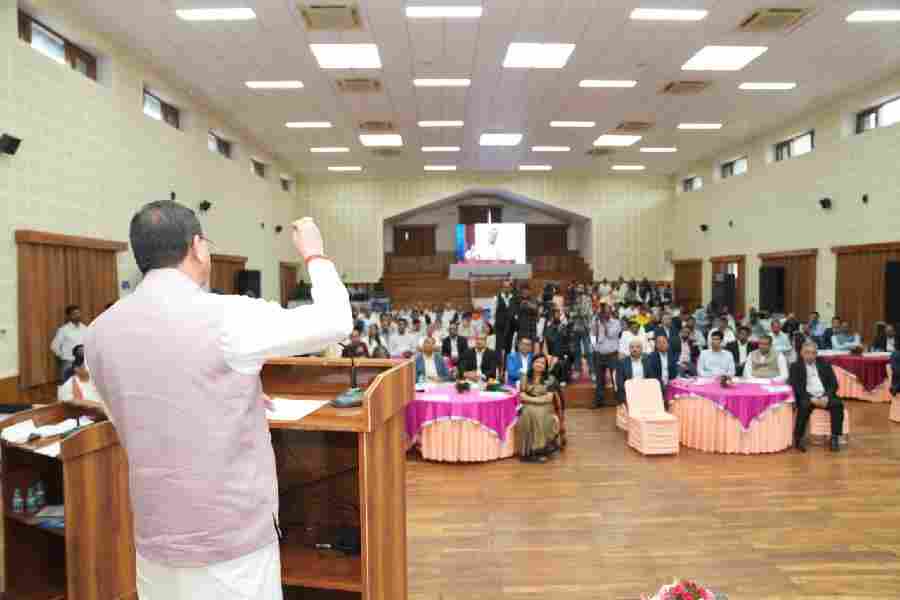 उत्तराखंड सीएसआर डायलॉग’ कार्यक्रम में उद्योग जगत के प्रतिनिधियों के साथ किया संवाद, उत्तराखंड की विकास यात्रा में सहयोग दें उद्योग समूह-मुख्यमंत्री