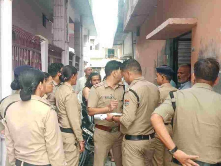 अलग अलग थाना क्षेत्रों में पुलिस टीमों ने किया बाहरी व्यक्तियों का सत्यापन,1000 से अधिक बाहरी व्यक्तियों के किये सत्यापन, 28 संदिग्ध व्यक्तियों का 81 पुलिस एक्ट में किया चालान