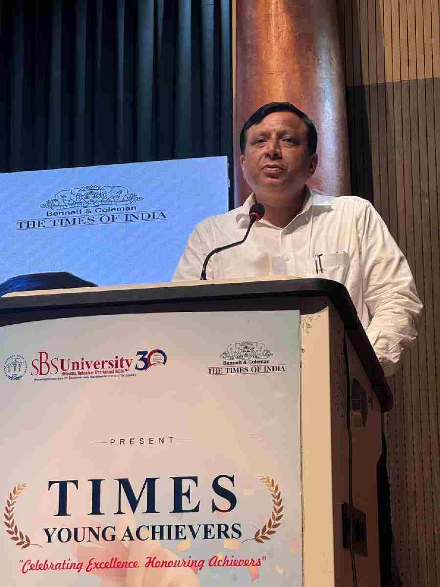 सफलता कभी एक दिन में नहीं मिलती, अपितु निरंतर प्रयास, सीखने की प्रवृत्ति और मजबूत जीवन मूल्यों का परिणाम होती है–डीजी सूचना बंशीधर तिवारी