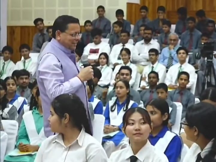 मेरे‘ सपनों का उत्तराखंड’ अभियान में 2.67 लाख से अधिक विद्यार्थियों ने साझा किया अपना विजन, श्रेष्ठ 140 विचारों का चयन कर मुख्यमंत्री धामी स्वयं विद्यार्थियों से करेंगे संवाद
