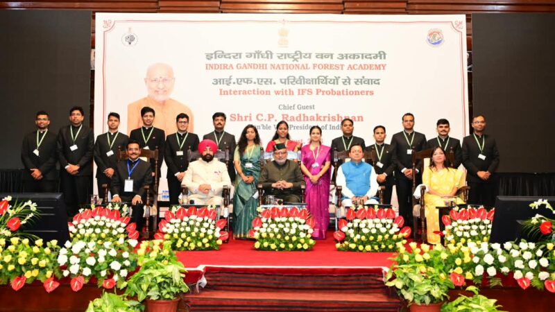 वन अधिकारी केवल प्रशासनिक अधिकारी नहीं, बल्कि प्रकृति के प्रहरी हैं: मुख्यमंत्री