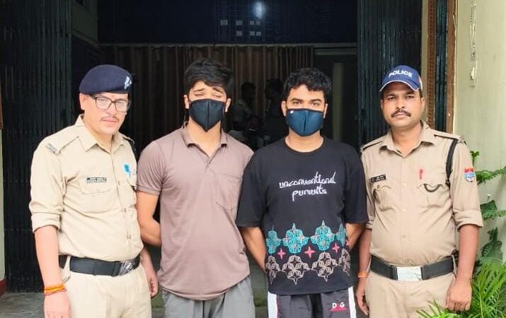 रायपुर में हुई युवक की हत्या में फरार चल रहे 2 अभियुक्तो को पुलिस किया गया गिरफ्तार, घटना में अब तक कुल 5 अभियुक्तो की हो चुकी है गिरफ्तारी