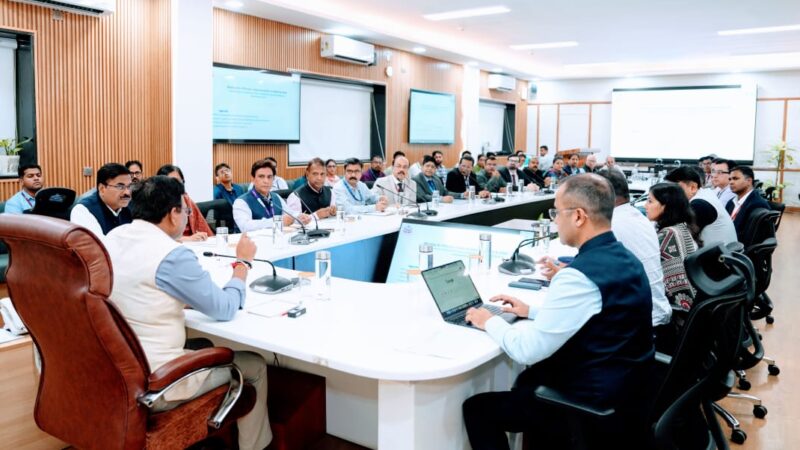 साइबर अपराध नियंत्रण एवं साइबर ठगी की धनराशि की शीघ्र वापसी को लेकर मुख्य सचिव की अध्यक्षता में महत्वपूर्ण बैठक