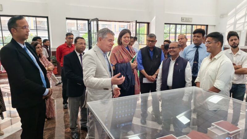वर्ल्ड बैंक की टीम ने किया यूएसडीएमए का भ्रमण, आपदा न्यूनीकरण की दिशा में किए जा रहे प्रयासों को सराहा