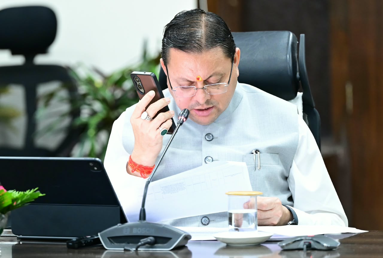 सीएम हेल्पलाइन पर प्राप्त जन शिकायतों का समयबद्ध एवं संतोषजनक निस्तारण सुनिश्चित किया जाए: मुख्यमंत्री