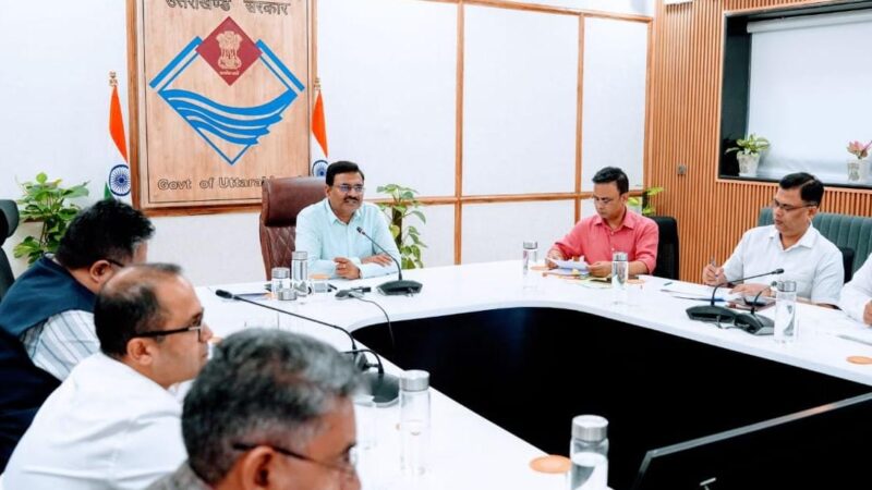 मुख्य सचिव ने जिलाधिकारियों के साथ वीडियो कॉन्फ्रेंसिंग के माध्यम से की समीक्षा बैठक, सरकारी परिसंपत्तियों की अनिवार्य मैपिंग और जियोफेंसिंग के दिए निर्देश