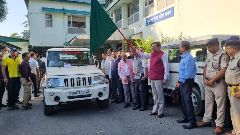 वसुंधरा ताल में लगेगा अर्ली वार्निंग सिस्टम, उत्तराखण्ड में ग्लेशियर झीलों की निगरानी को मिलेगी नई तकनीकी ताकत, मुख्य सचिव ने वैज्ञानिक दल को हरी झंडी दिखाकर किया रवाना