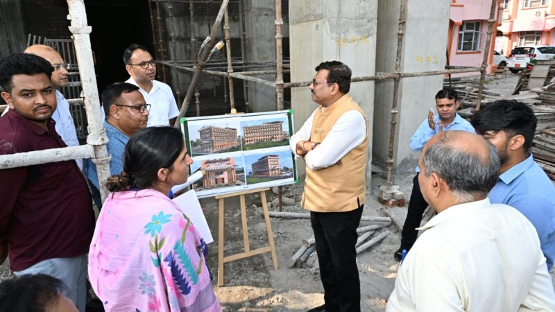 कुंभ मेला-2027 की तैयारियों को लेकर मुख्य सचिव ने निर्माण स्थलों का किया स्थलीय निरीक्षण