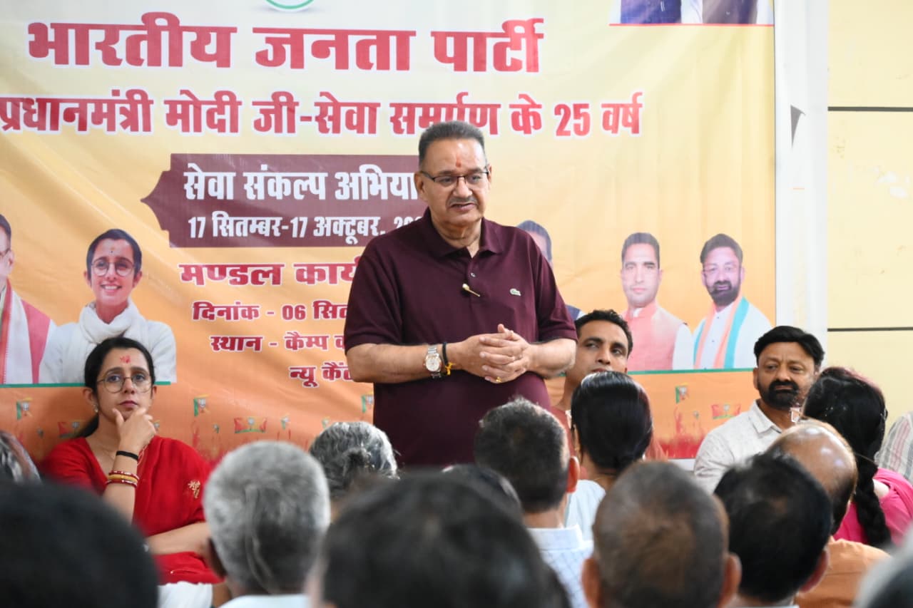 सेवा संकल्प अभियान को बूथ स्तर तक पहुंचाएं कार्यकर्ता: कैबिनेट मंत्री गणेश जोशी, समाज में भ्रम और विभाजन पैदा करने का प्रयास कर रही कांग्रेस – गणेश जोशी