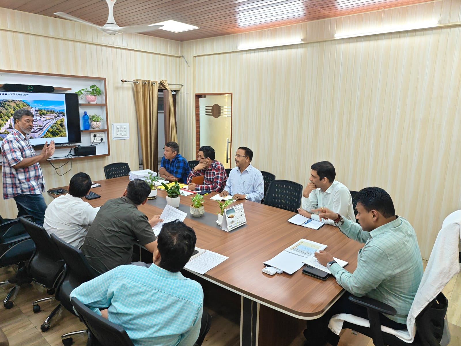 विकास की नई तस्वीर गढ़ रहा राज्य संपत्ति विभाग, पहाड़ से राजधानी तक आधुनिक सुविधाओं पर जोर