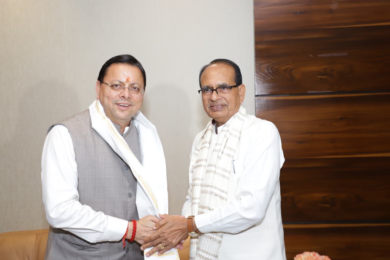 सीएम धामी ने केंद्रीय मंत्री शिवराज सिंह चौहान से की मुलाकात, उत्तराखंड में ग्रामीण सड़क कनेक्टिविटी को मिलेगी गति