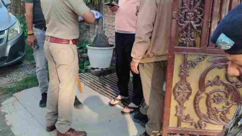 अलग-अलग थाना क्षेत्रों मे पुलिस द्वारा वृहद स्तर पर चलाया सत्यापन अभियान, 800 से अधिक बाहरी व्यक्तियों का करा सत्यापन