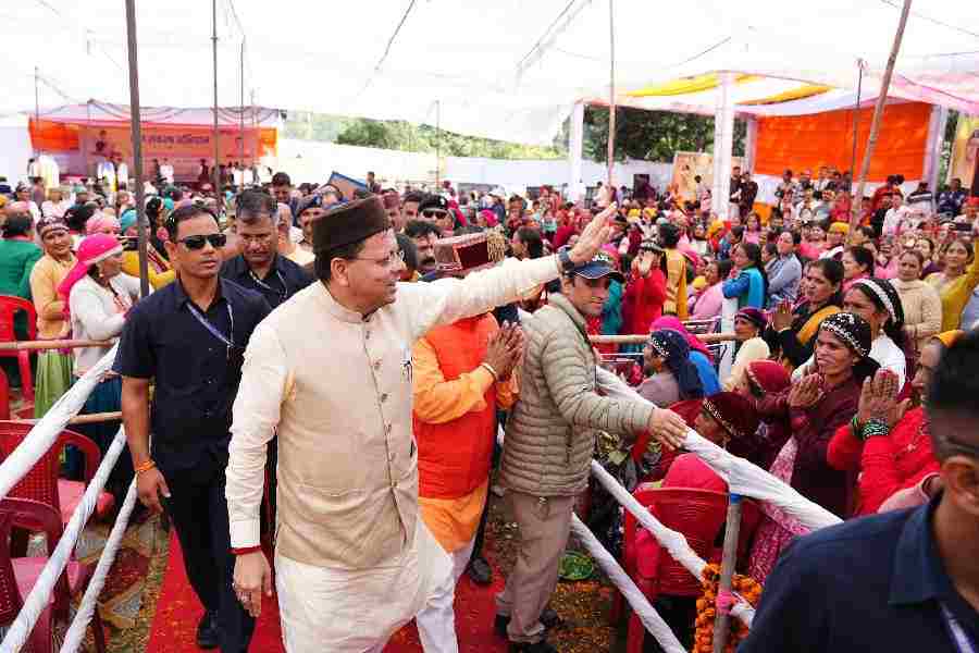मुख्यमंत्री ने बर्नीगाड़ में लगभग 217 करोड़ रुपये के 38 विकास कार्यों का किया शिलान्यास एवं लोकार्पण