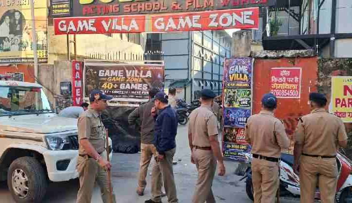 संदिग्धों की तलाश हेतु दून पुलिस का सत्यापन अभियान लगातार जारी, रायपुर क्षेत्र मे पुलिस द्वारा वृहद स्तर पर चलाया सत्यापन अभियान