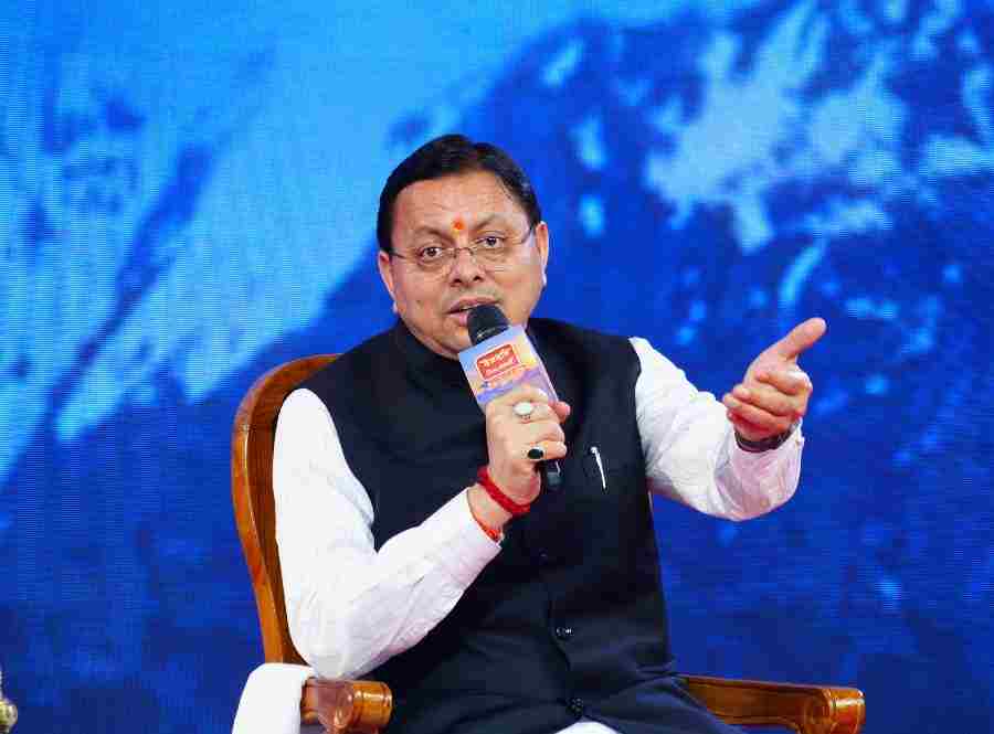 मुख्यमंत्री ने ‘विकसित उत्तराखण्ड–यात्रा जारी है’ संवाद कार्यक्रम में विभिन्न क्षेत्रों में उत्कृष्ट कार्य करने वाले लोगों से किया संवाद
