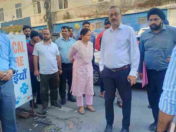 आगामी त्योहारों के दृष्टिगत नगर आयुक्त ने किया शहर की सफाई व्यवस्था का निरीक्षण, लापरवाही पर जताई नाराजगी